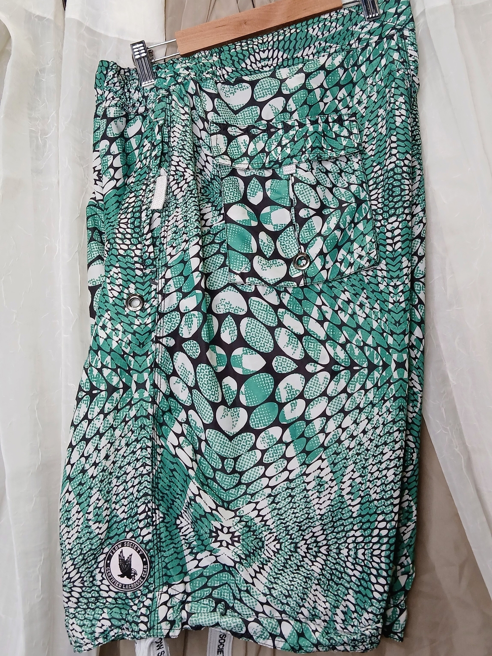 Green Patterned Shorts - Picture 5 of 6